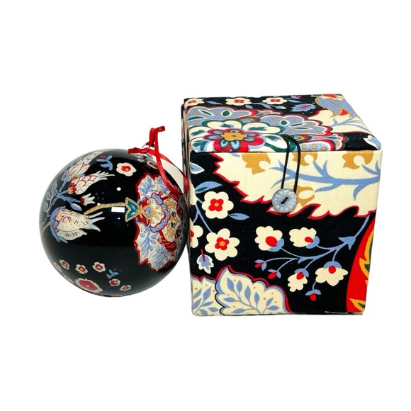 Vera Bradley Versailles Christmas Glass Ornament 2010 with Keepsake Gift Box - Picture 11 of 11